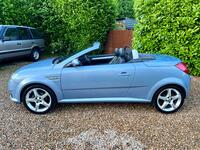VAUXHALL TIGRA