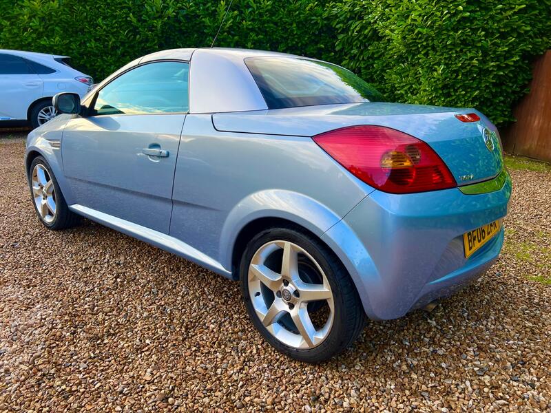 VAUXHALL TIGRA